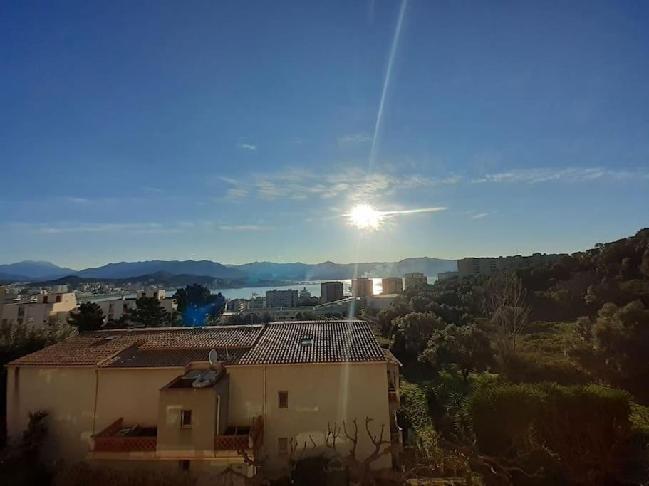 Appartement Vue Mer Avec Parking Ajaccio  Exterior foto